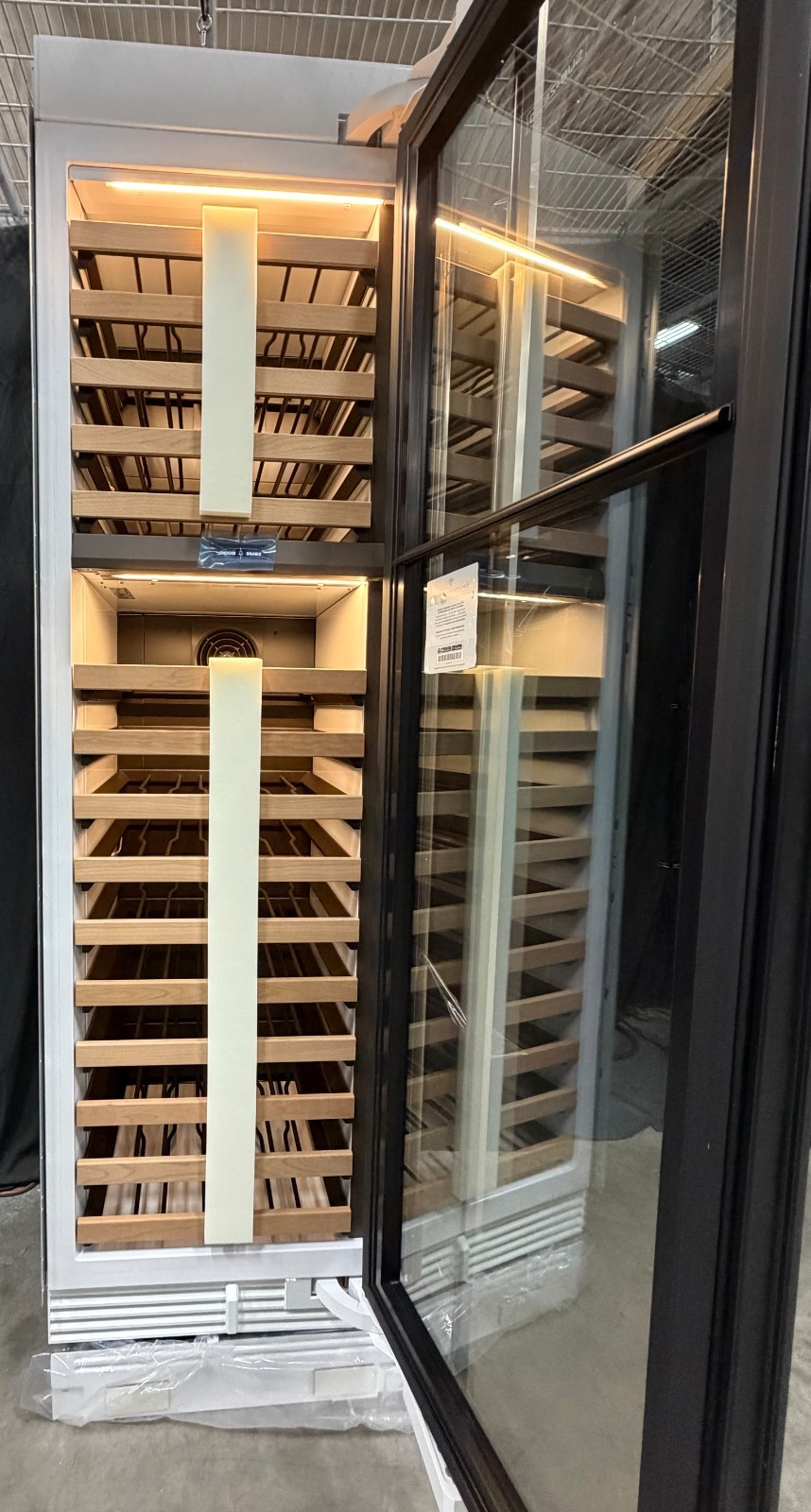 Sub-Zero Designer Series DEC2450WR 24 Inch Dual Zone Smart Wine Cooler