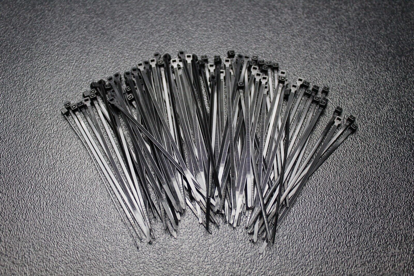 ZIP TIES 4 6 8 11 14 18 24 36 PICK SIZE QTY MOUNTING HOLES ARROW HEAD CABLE WIRE