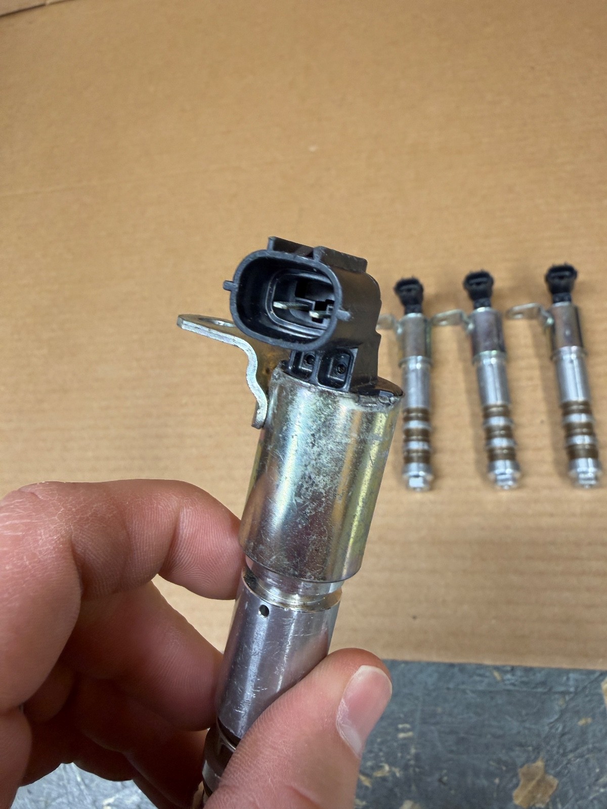 OEM GM Engine Variable Valve Timing (VVT) Solenoids (4) V6 04-23 12636175