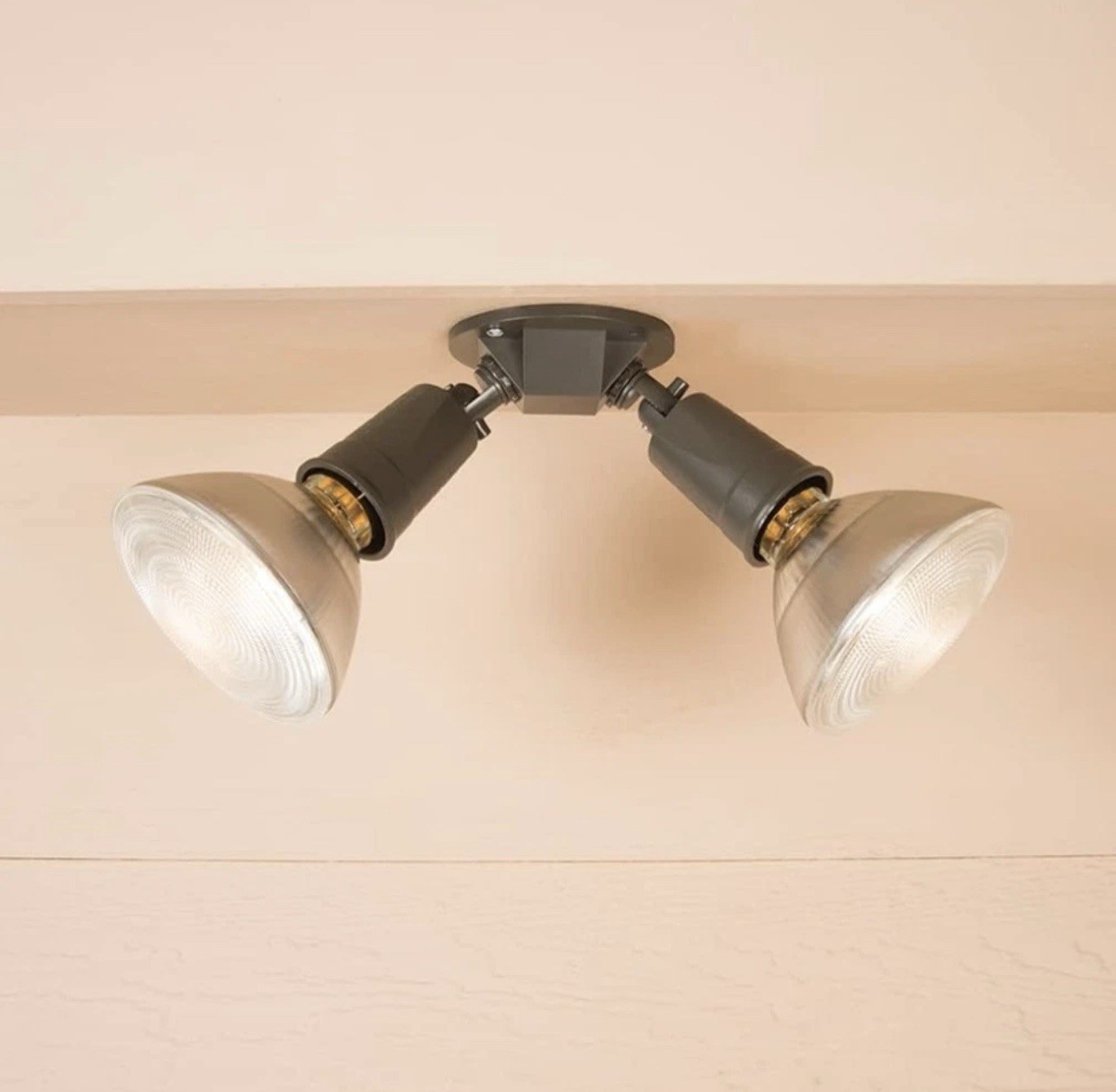 💡Cooper Lighting Halo Outdoor Security Twin Head Flood Light PWT250BR Bronze