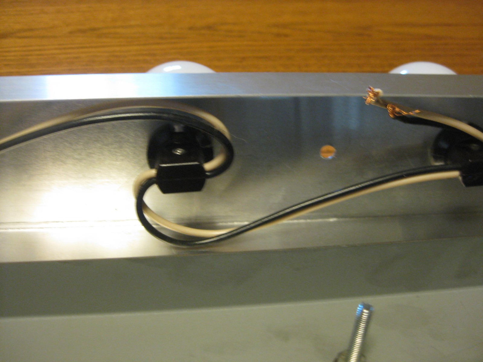 Vintage 1978 Bathroom Wall Light Fixture Sconce - Brushed Aluminum L&S Lighting