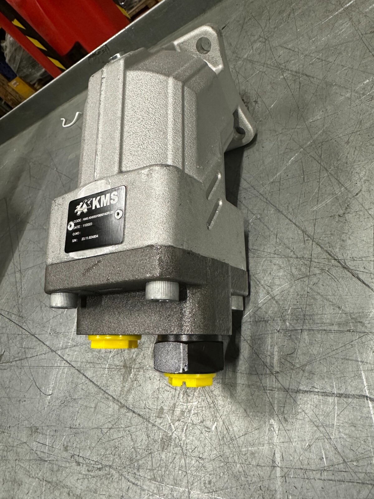 Aluminum Bent Axis Hydraulic Pump 28 GPM