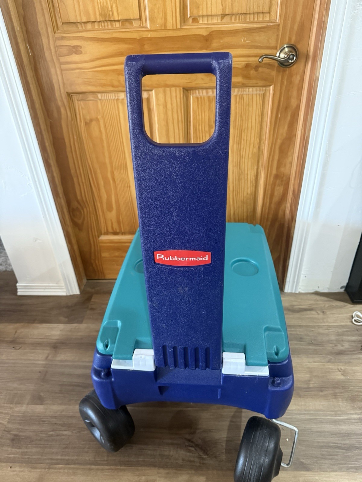 Rare 1996 Vintage Rubbermaid Rolling 60qt Cooler Wagon Blue/Green 4-Wheel 1860