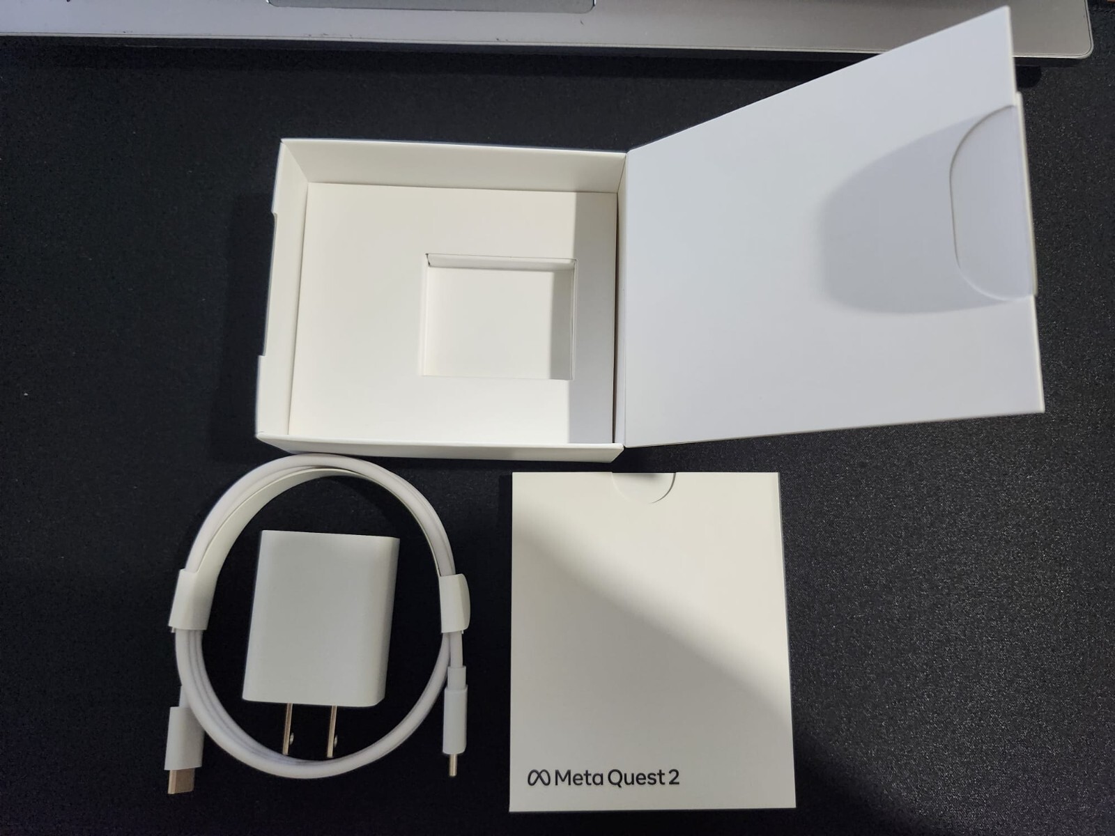 Meta Quest 2 10W USB-C Power Adapter with Cable for Oculus Quest 2