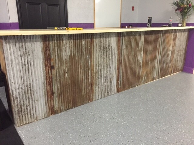 (30 sq.ft.) 5 pcs 3' x 2' MIX COLOR RECLAIMED CORRUGATED METAL BARN ROOFING TIN