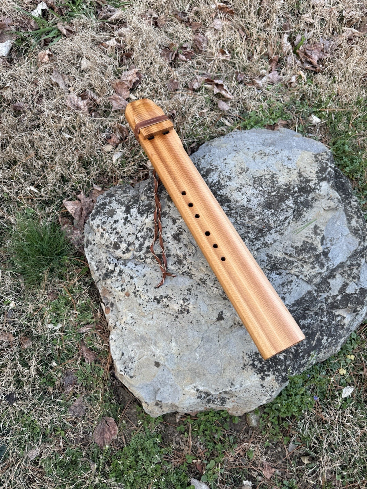 Native American Style Drone Flute | Western Cedar | Low Dm | 440 Htz.