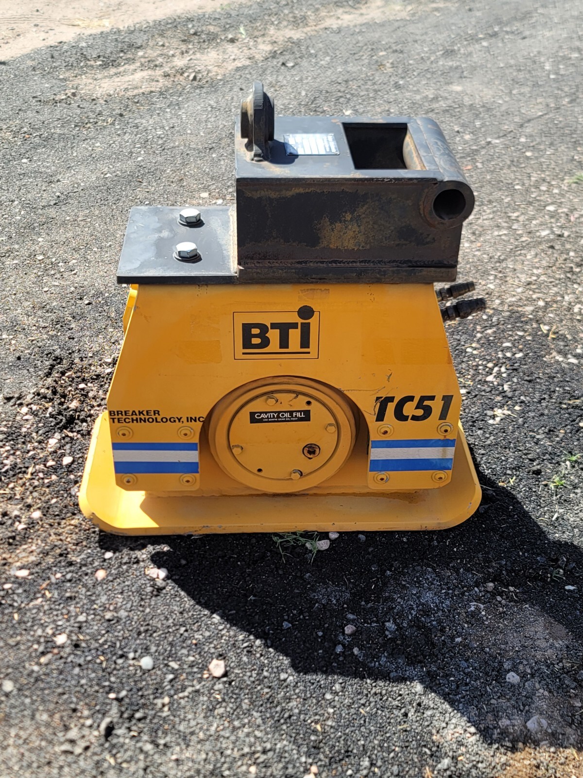 TC51 Breaker Technology Inc Hydraulic Compactor W/ Badger Attachment