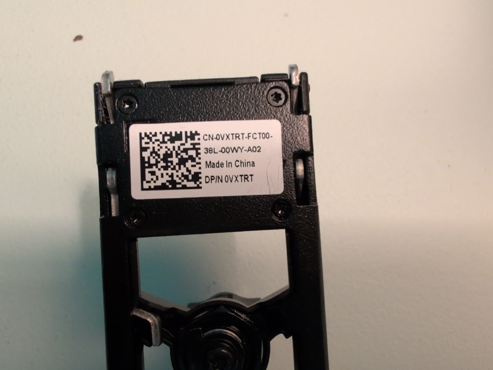 Dell Front Bezel Panel with Key 1U R240 R340 R440 R640 R6415 etc 0VXTRT