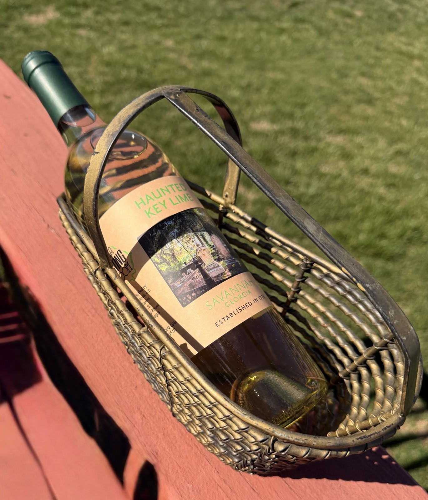 French Brass Finish Metal Twisted Or Rope Texture Wine Bottle Caddy 10.5”L