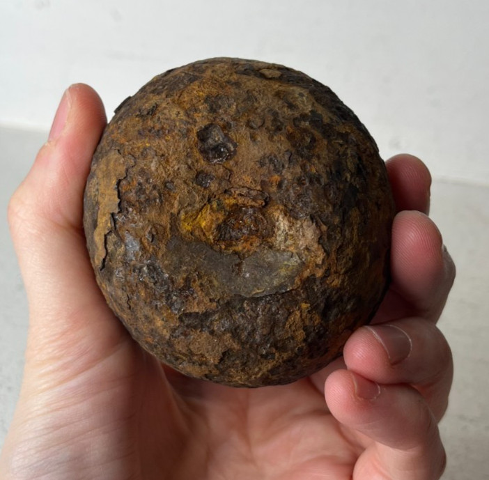 Antique Cast Iron Cannon Ball 3" Diameter Civil War? 7lbs