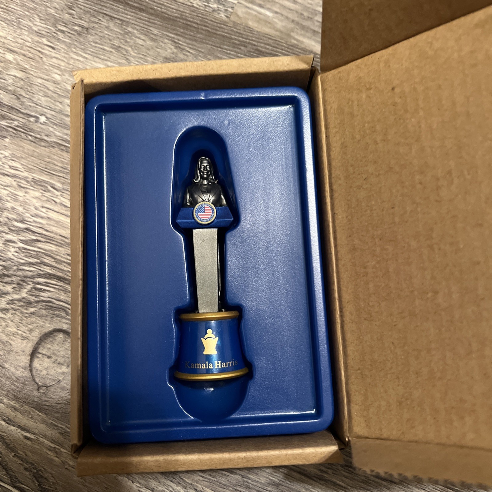 BulbHead 2020 Battle For The White House Kamala Harris Chess Piece