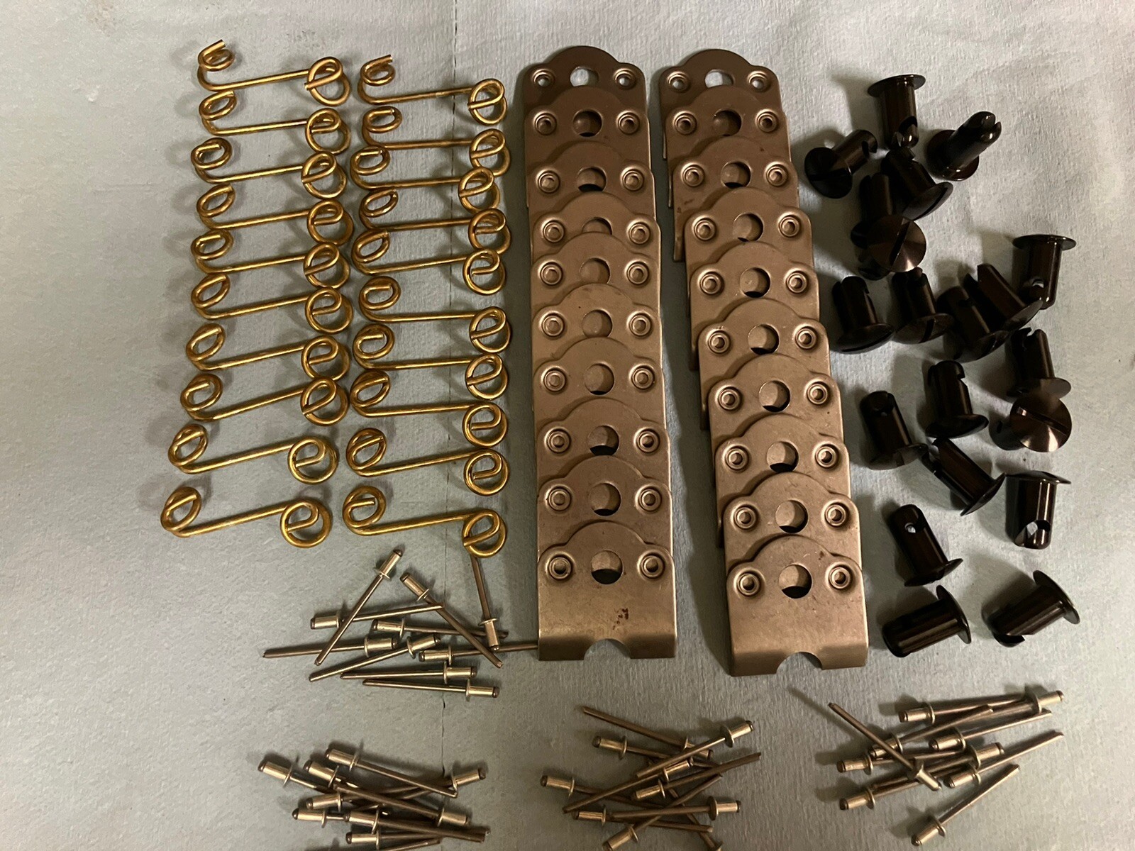 25 BLACK  ALUM 5/16" By .400"1/4 Quick Turn DOME HEAD  Dzus Fasteners ,Kit