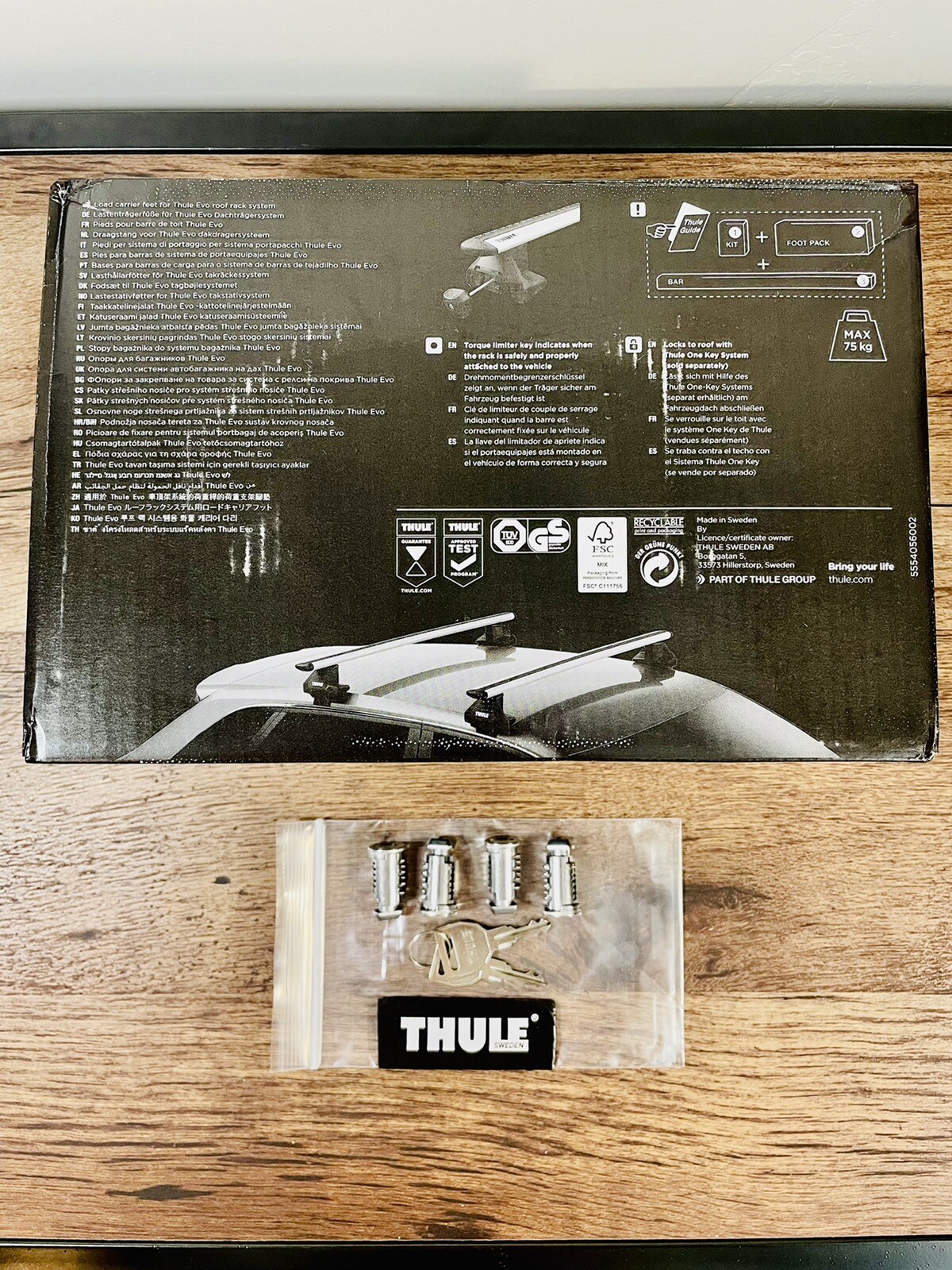 Thule Evo Clamp Foot Pack 710501 + Thule Metal Locks 4-Pack (Free $74.95 Value)