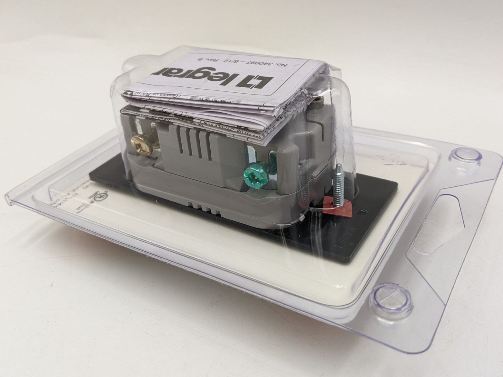 Pass Seymour Legrand LS603PWV Decorator Preset Slide Dimmer 1P 3 Way 600W 120V