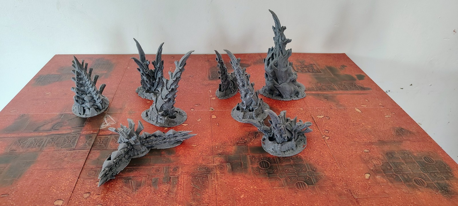 Tabletop Terrain - Large Bulk Alien Lot - for Warhammer 40K/Kill Team 8 Pieces