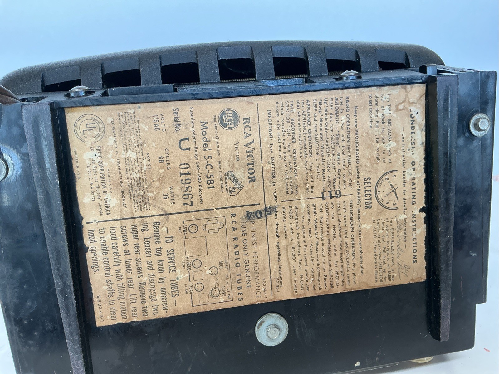 Vintage RCA Victor 5C581 "Debonair" Clock Radio (1954) Antique Works!