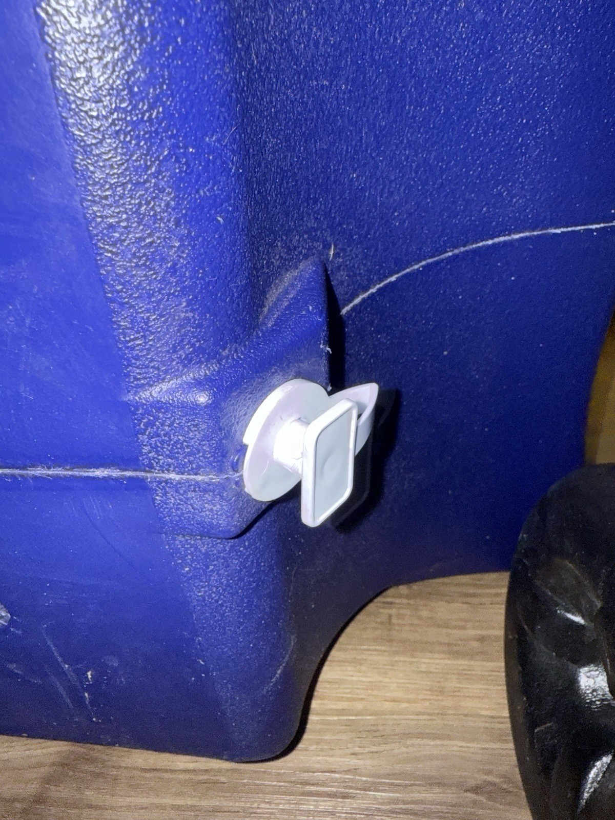 Rare 1996 Vintage Rubbermaid Rolling 60qt Cooler Wagon Blue/Green 4-Wheel 1860