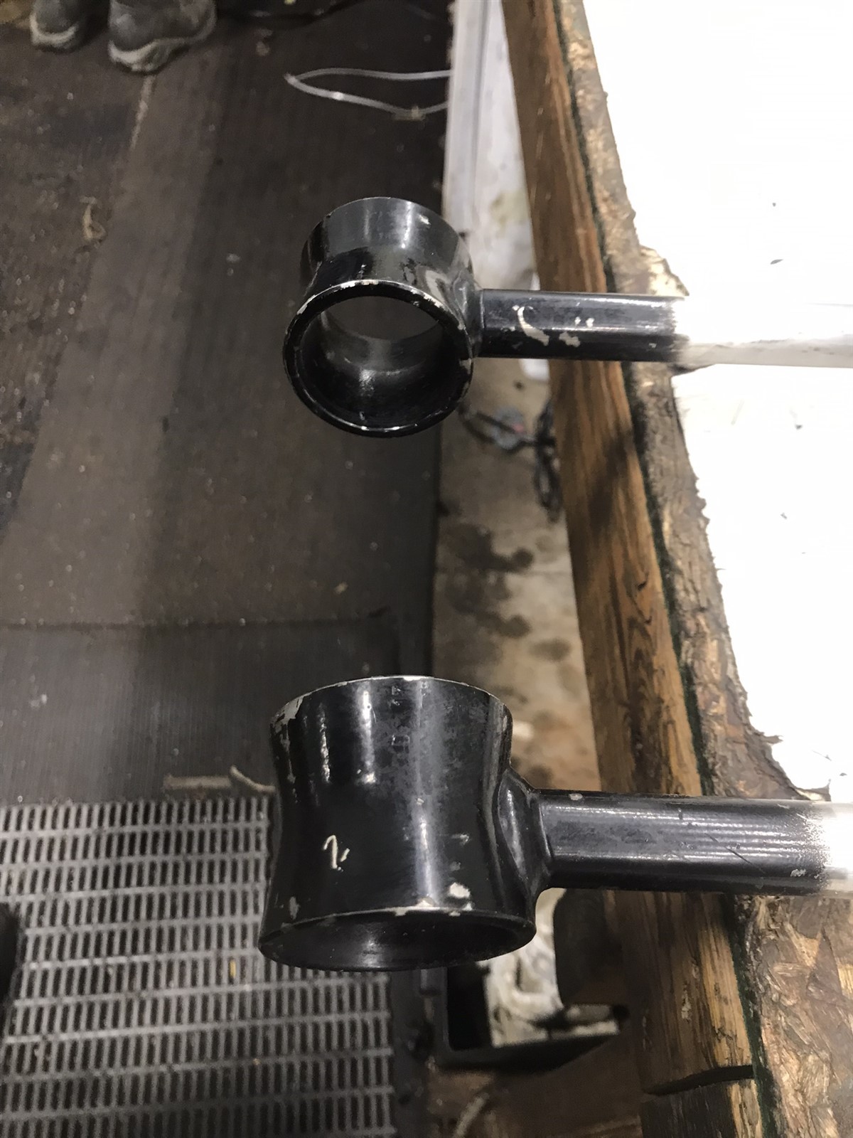 Mercury MerCruiser Alpha Bravo trim tilt lift hydraulic cylinders power trim XD