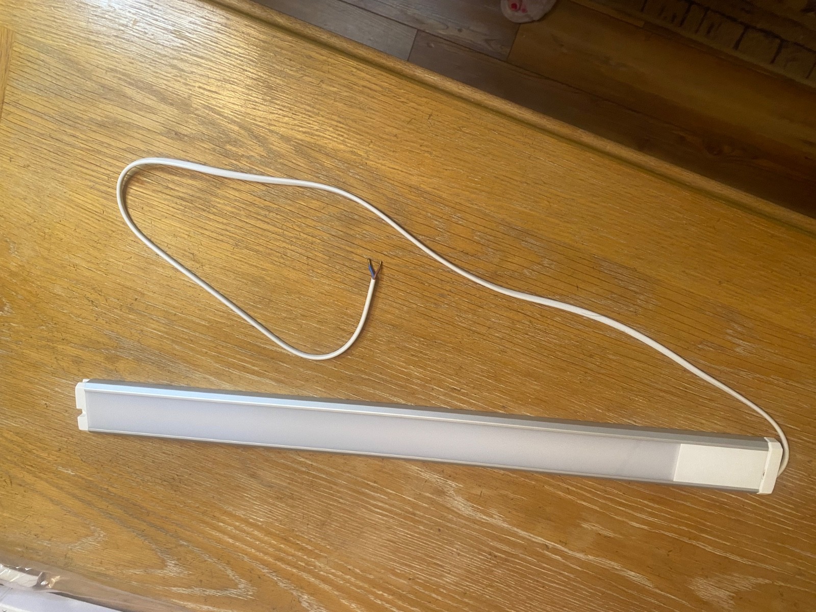 2' Under Cabinet LED Hardwired Light Bar 3000K 100,000 Hours Lifetime