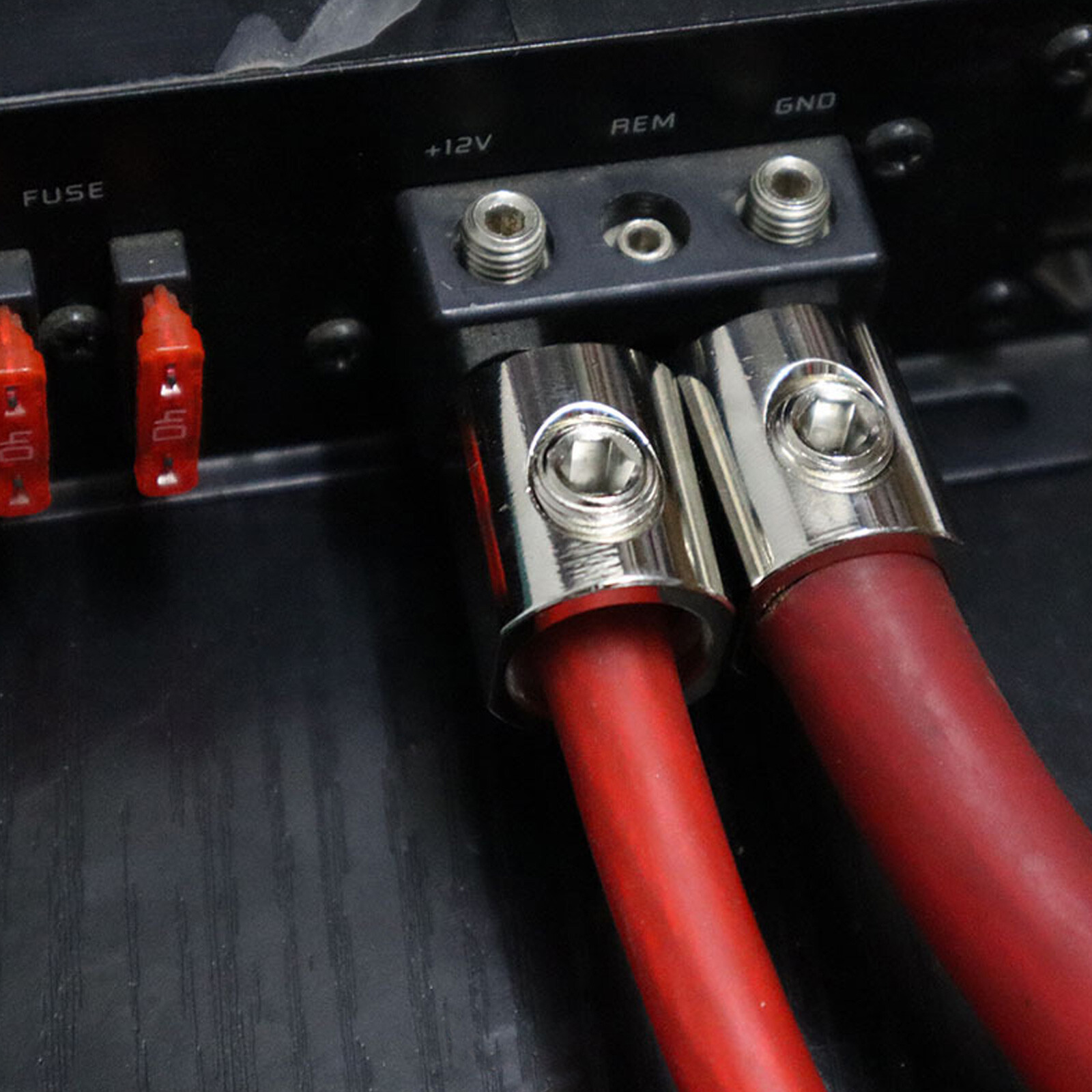 Pair Car Audio Power/Ground 1/0 Gauge to 4 Gauge Amp Input Reducers Wire Reducer