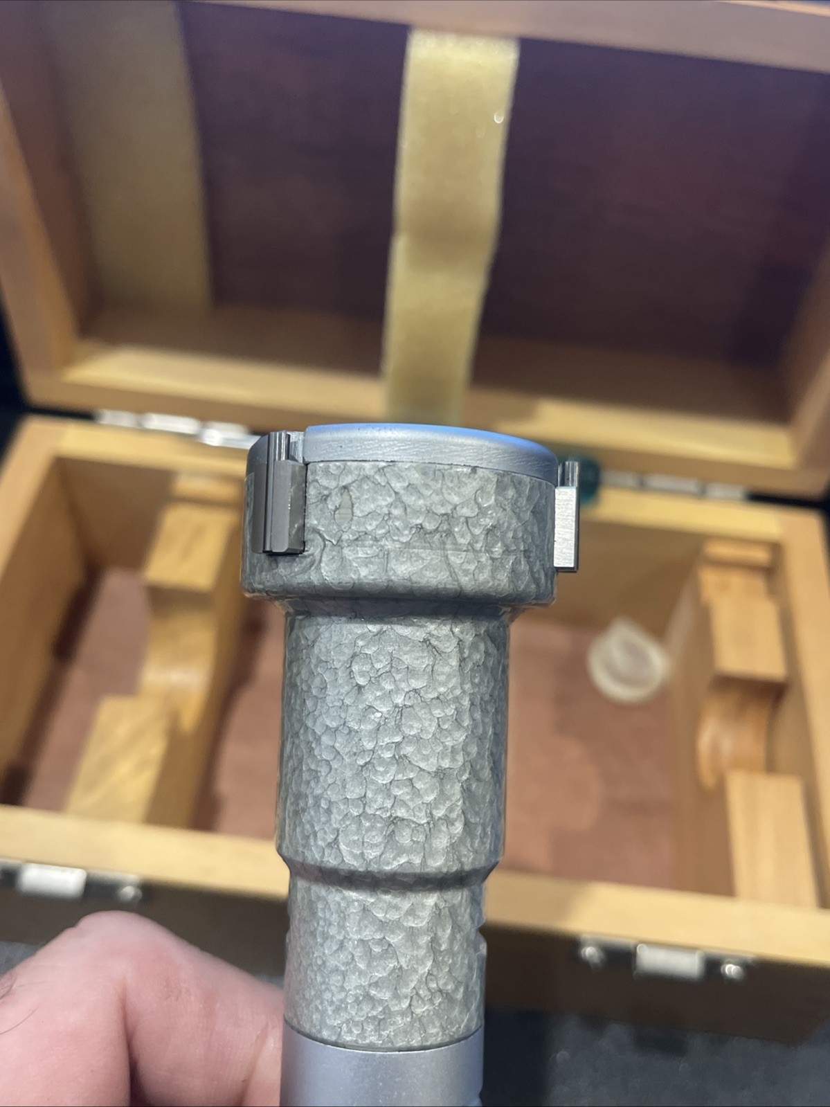 SPI 10-741-7 Mechanical 3-Point Hole Micrometer: 1.6" to 2" Range