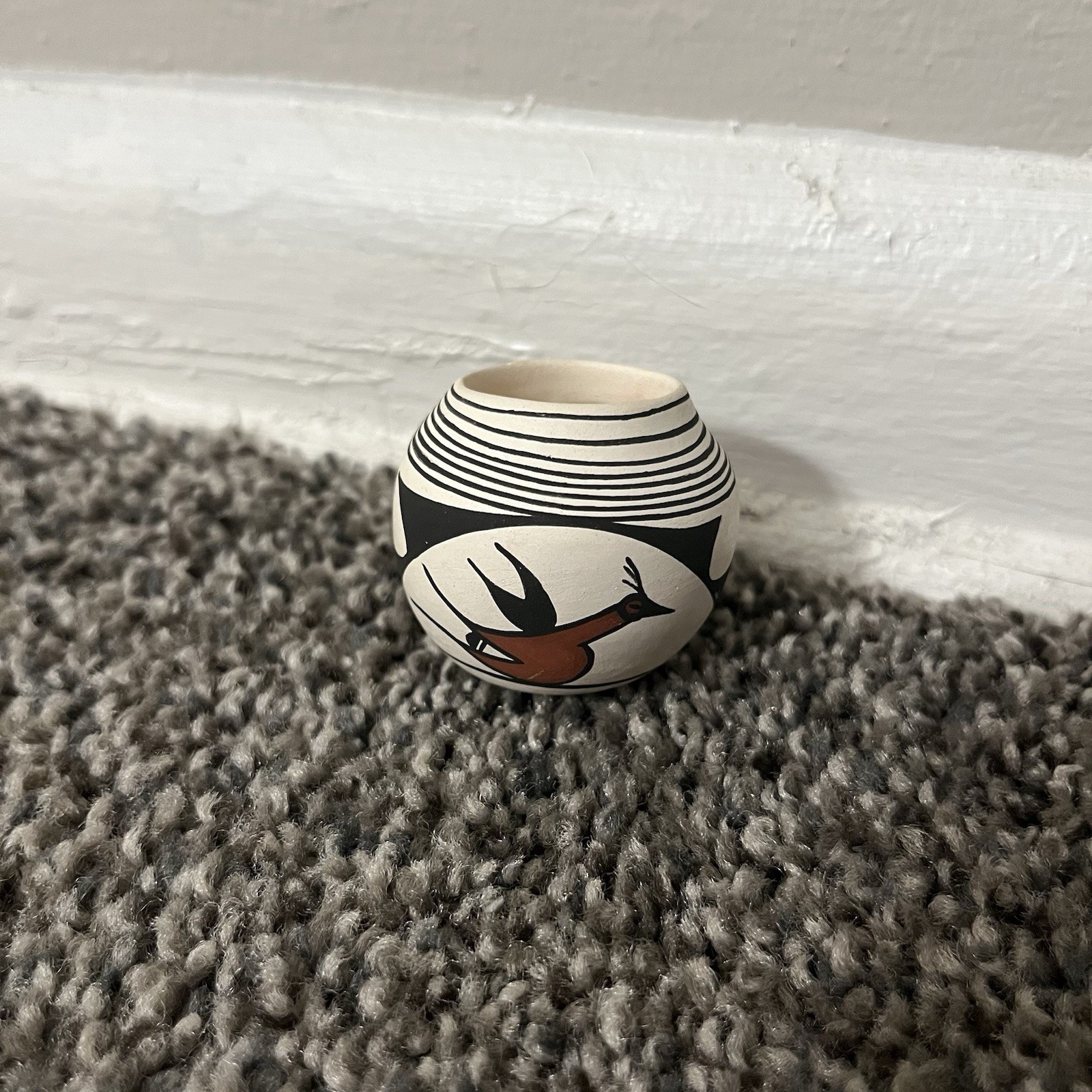 Laguna New Mexico Small Native American Pottery Signed V Pino 2”x 1.5” Vase Bird