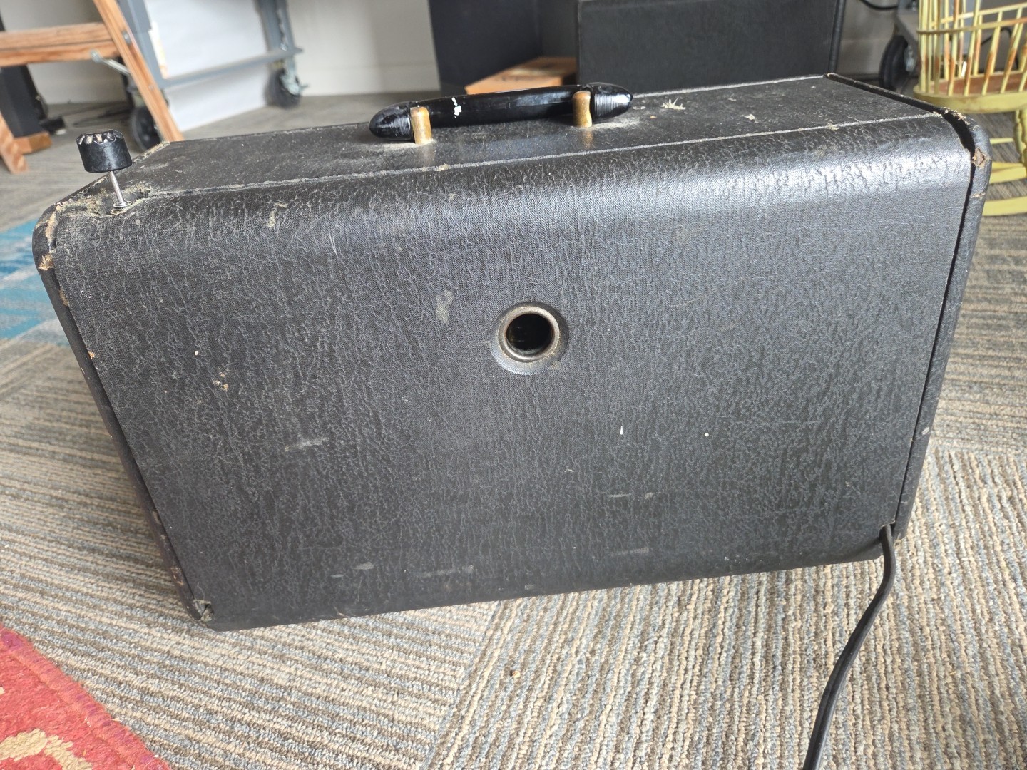 Vintage Zenith Transoceanic Radio G500 Chassis 5G40 - Turns On. For Restoration.