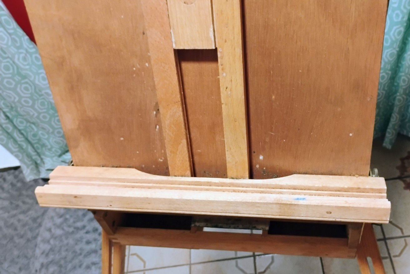 Folding vintage easel Wood dove tails WELL MADE FULL SIZE portable