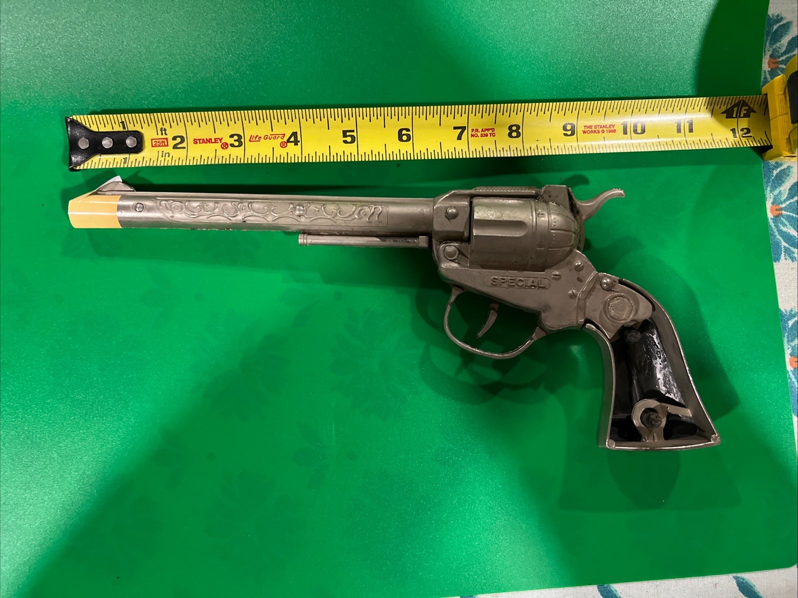 Vintage Cap Gun " Special " on the side, missing one side of Grip