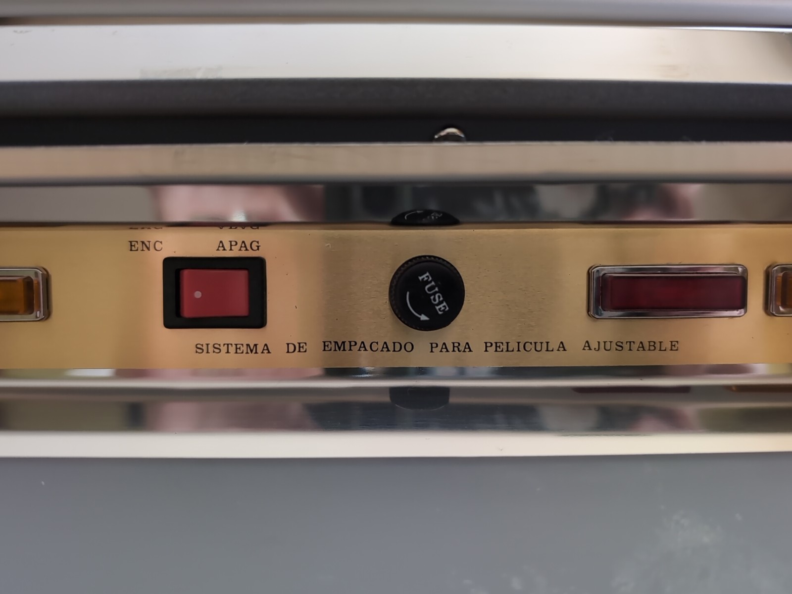 Torrey 20 Inch / 500 mm Hand Wrapping Machine Film Wrapper for Food Pack