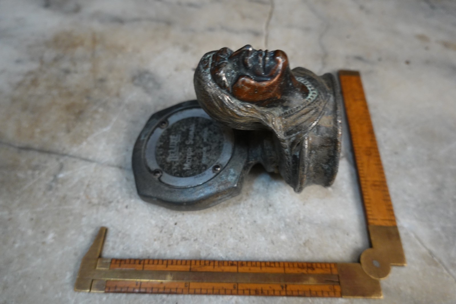 Antique 1929 PONTIAC INDIAN HEAD DELUXE MOTOR SIGNAL RADIATOR CAP HOOD ORNAMENT