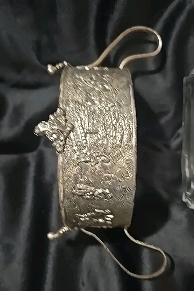 Vintage Hollandware Ornate Repousse./ Sugar Bowl.