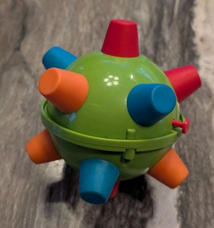 Spark Bumble Ball Vibrating Bouncing Ball Kids 90s Toy Rumble Ball Green