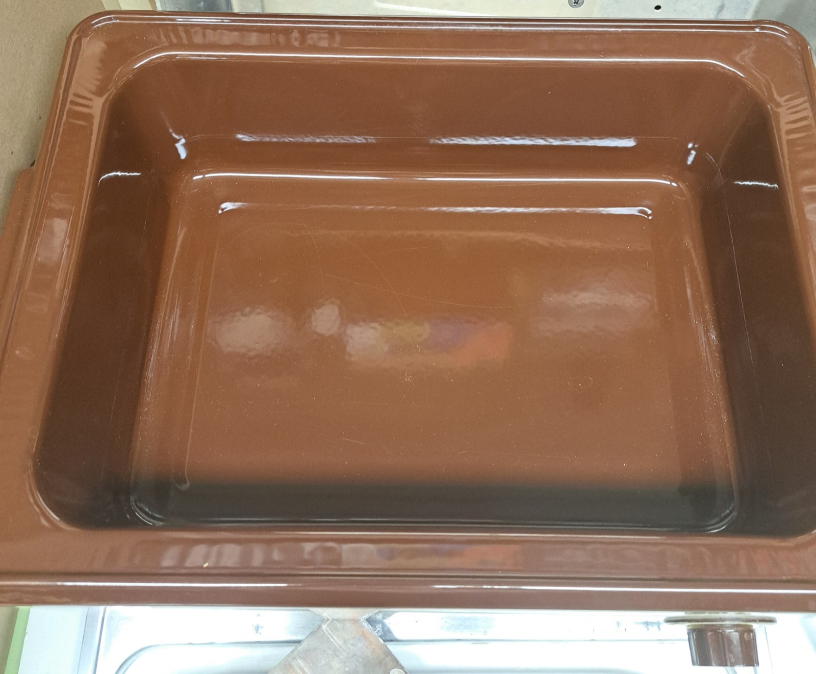 Vintage NESCO Natural Roaster Oven 12-Qt Mod4112 w/ 5-Piece Accessory Pyrex Rare