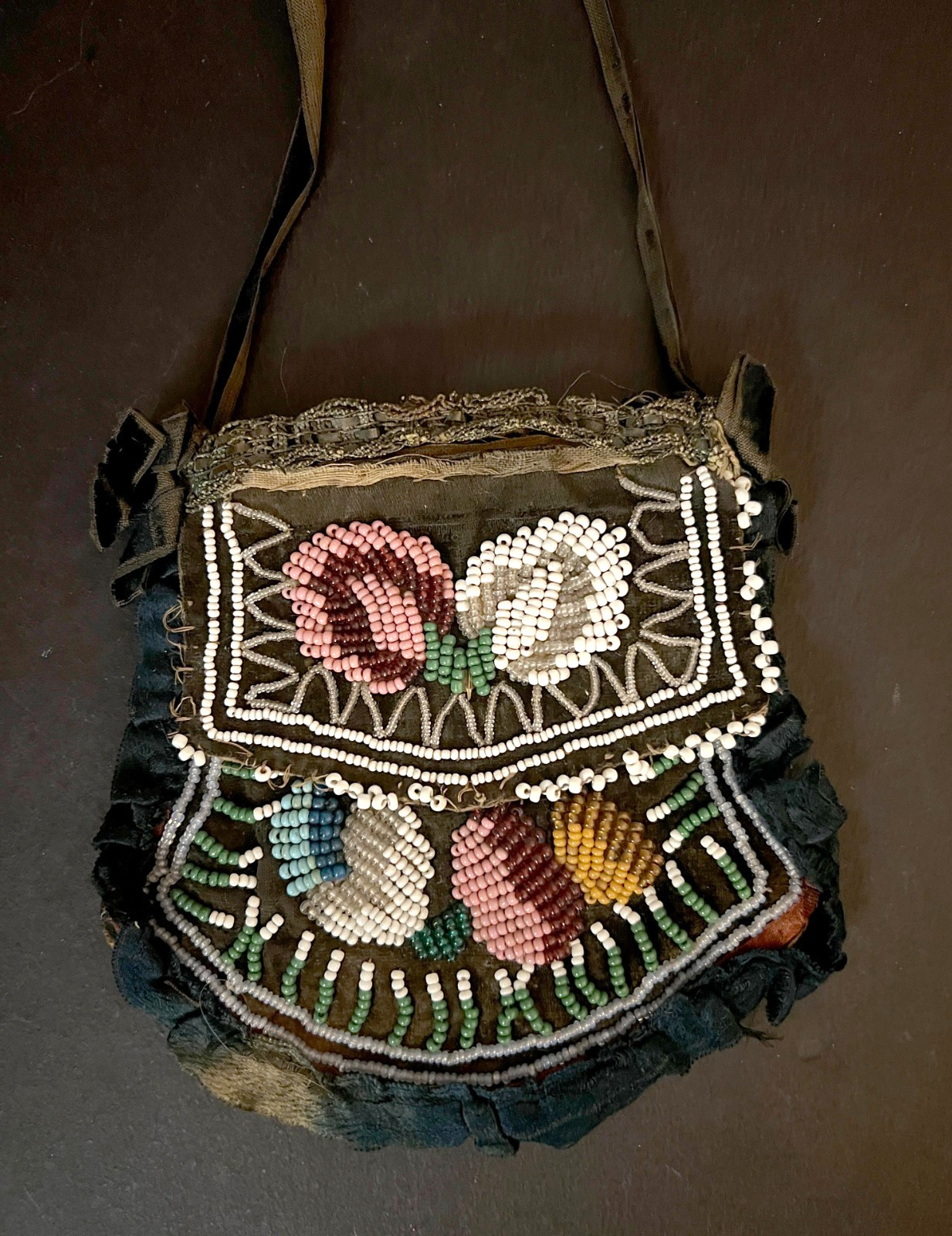 IROQUOIS BEADED CLOTH PURSE 1800s Native American Hand Bag Hand-Made Antique
