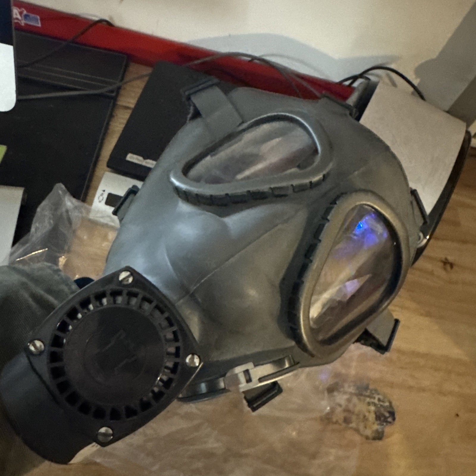 Finland Gas Mask New/Old Stock Clear Insert NATO 40mm Filter NBC Nuke Army Surpl