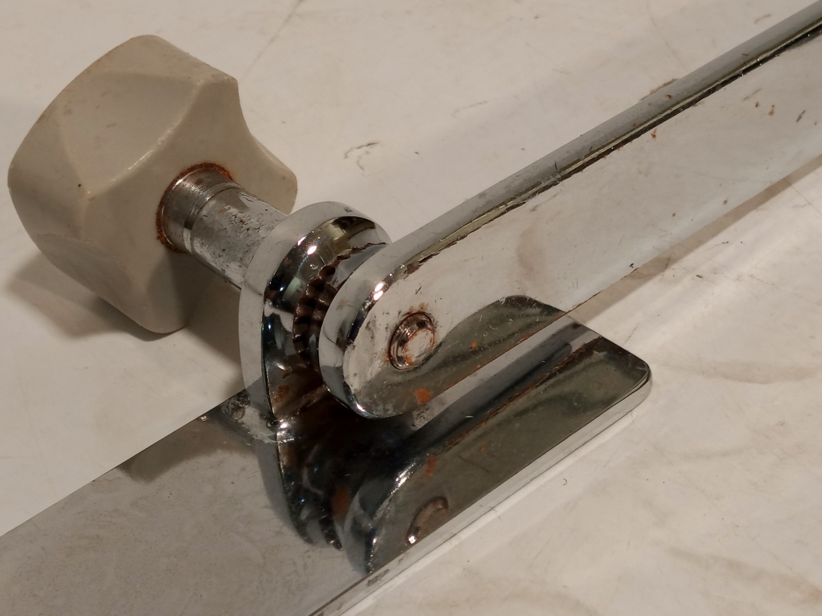 OSI finger trap traction set w/ table rail clamps, plates, 4 traps lot