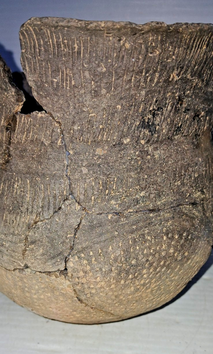 Pre-Columbian Native American Indian Mississippian Partial Pottery Jar Artifact