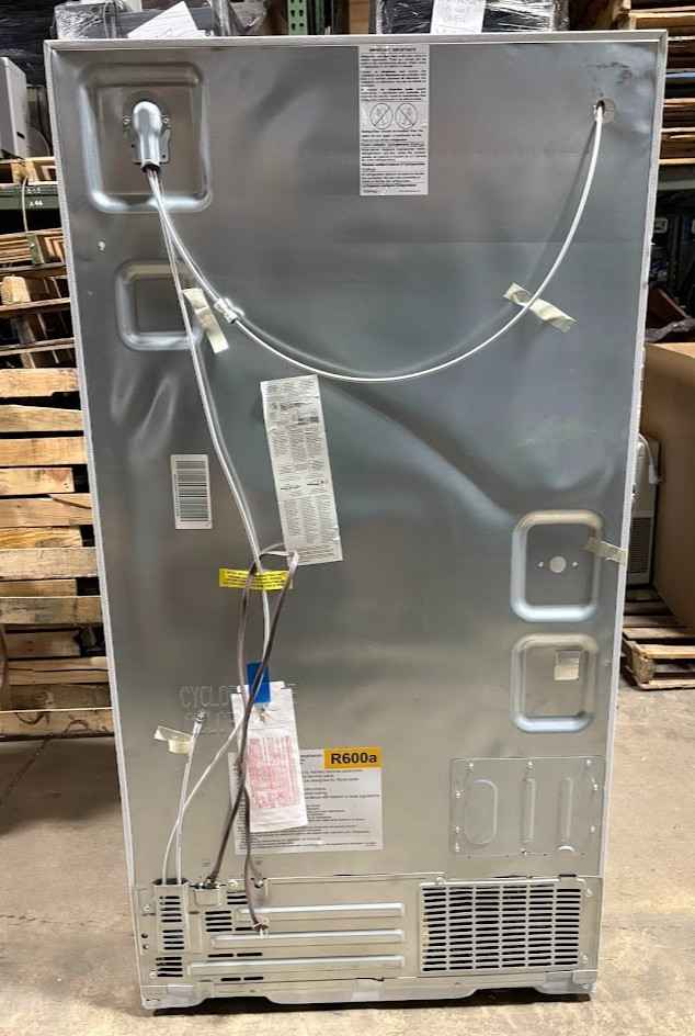 GE GFE26JGMWW 36" White 25.6 Cu. Ft. French Door Refrigerator NOB **READ**