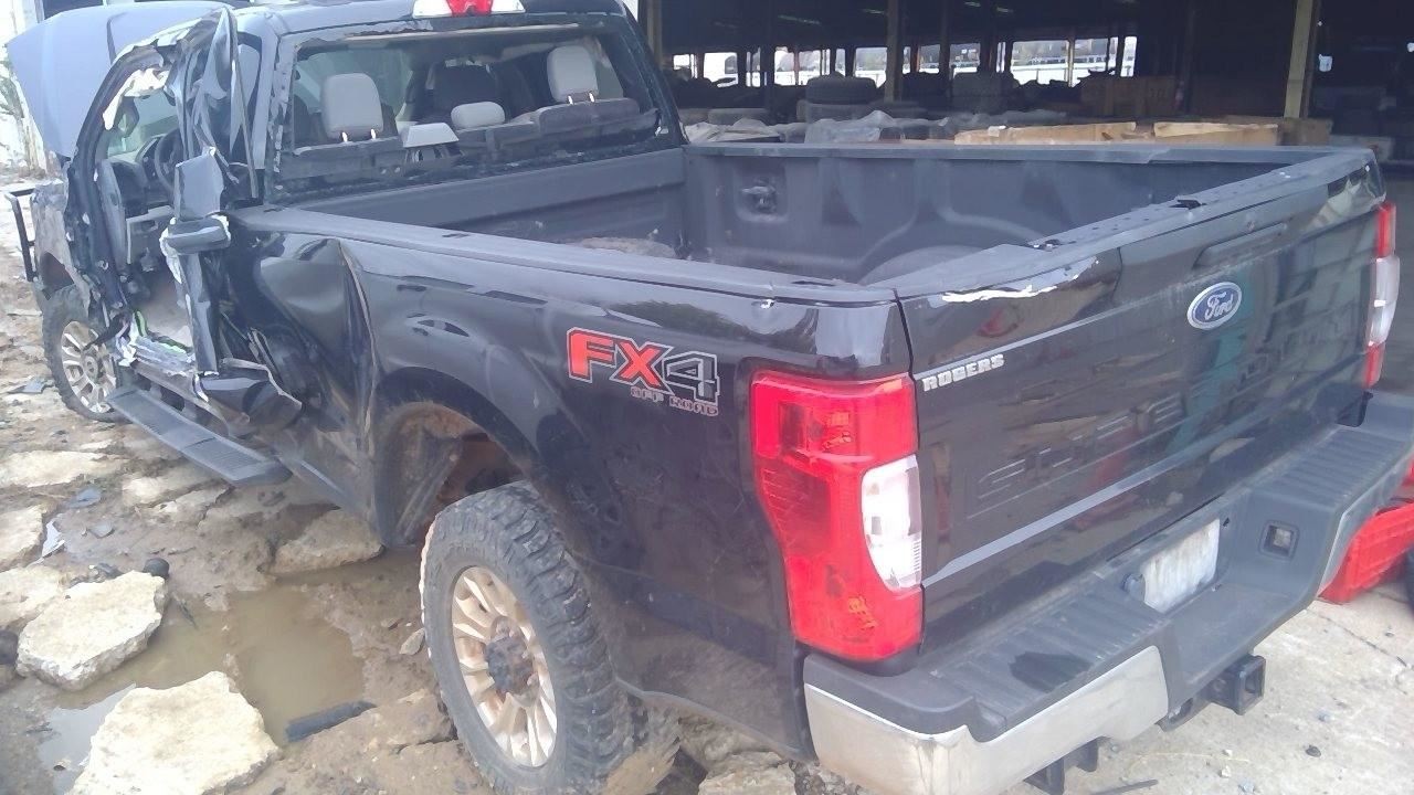 Exhaust Fluid Pump 6.7L Diesel Fits 17-22 FORD F250SD PICKUP 1907103