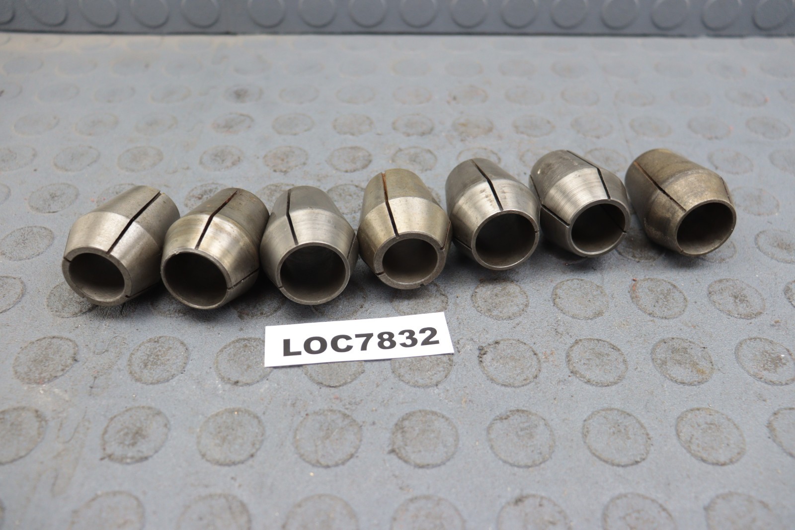 UNIVERSAL ENGINEERING DOUBLE TAPER ZZ COLLET    LOC7832