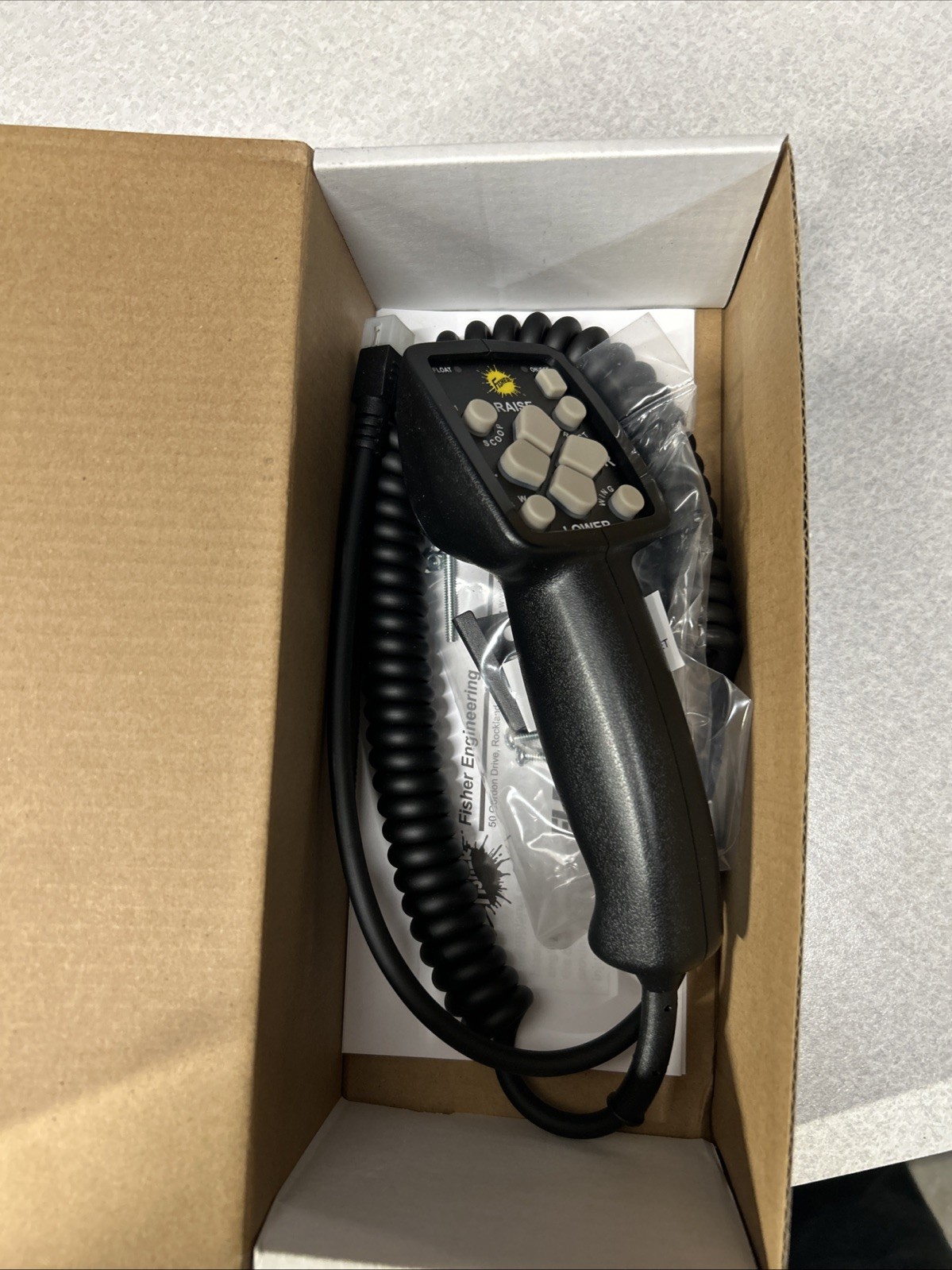 FISHER ENGINEERING CONTROL. FISHER V PLOW HANDHELD FE CONTROLLER 85100