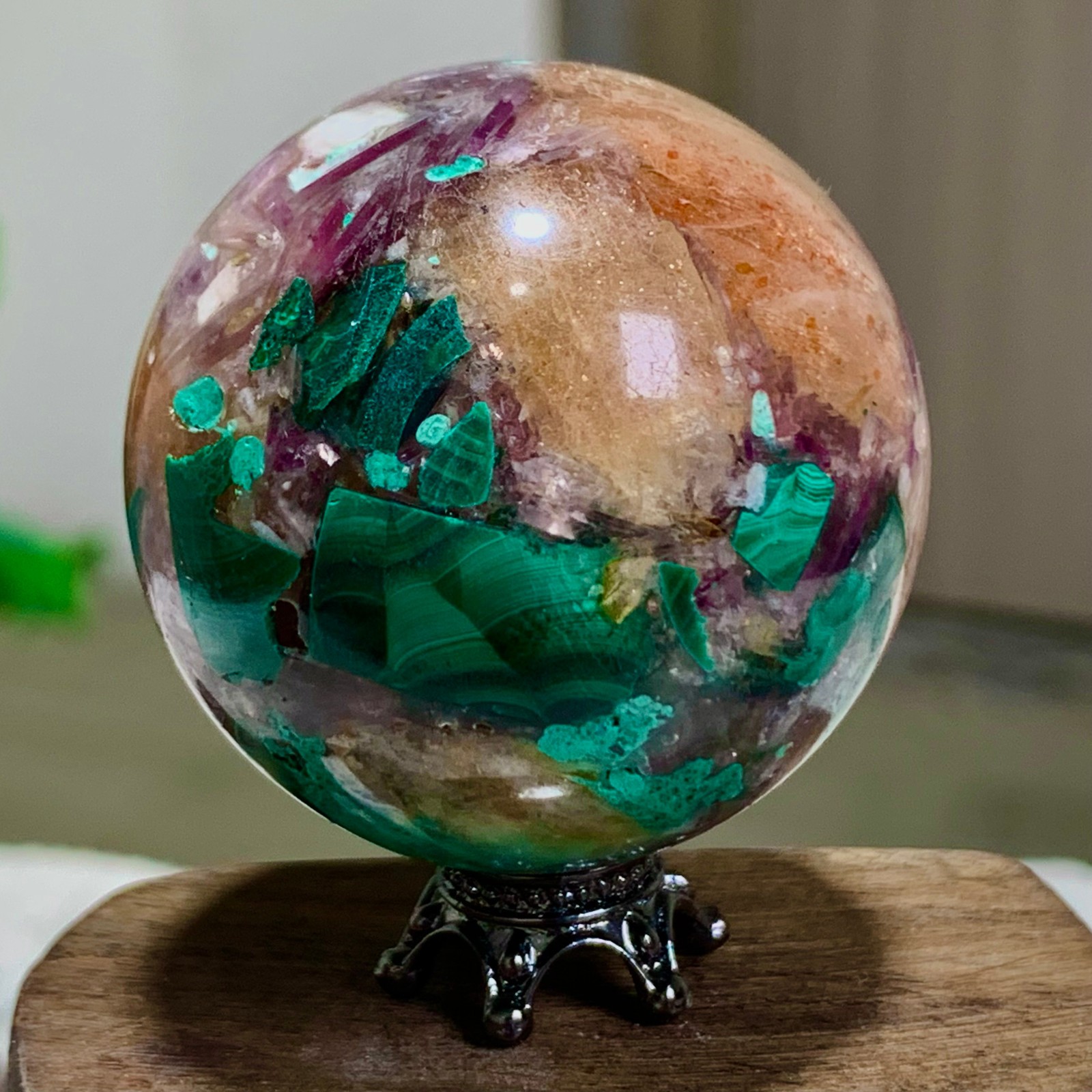 85G Newly discovered rare malachite purple mica symbiotic sphere restoration
