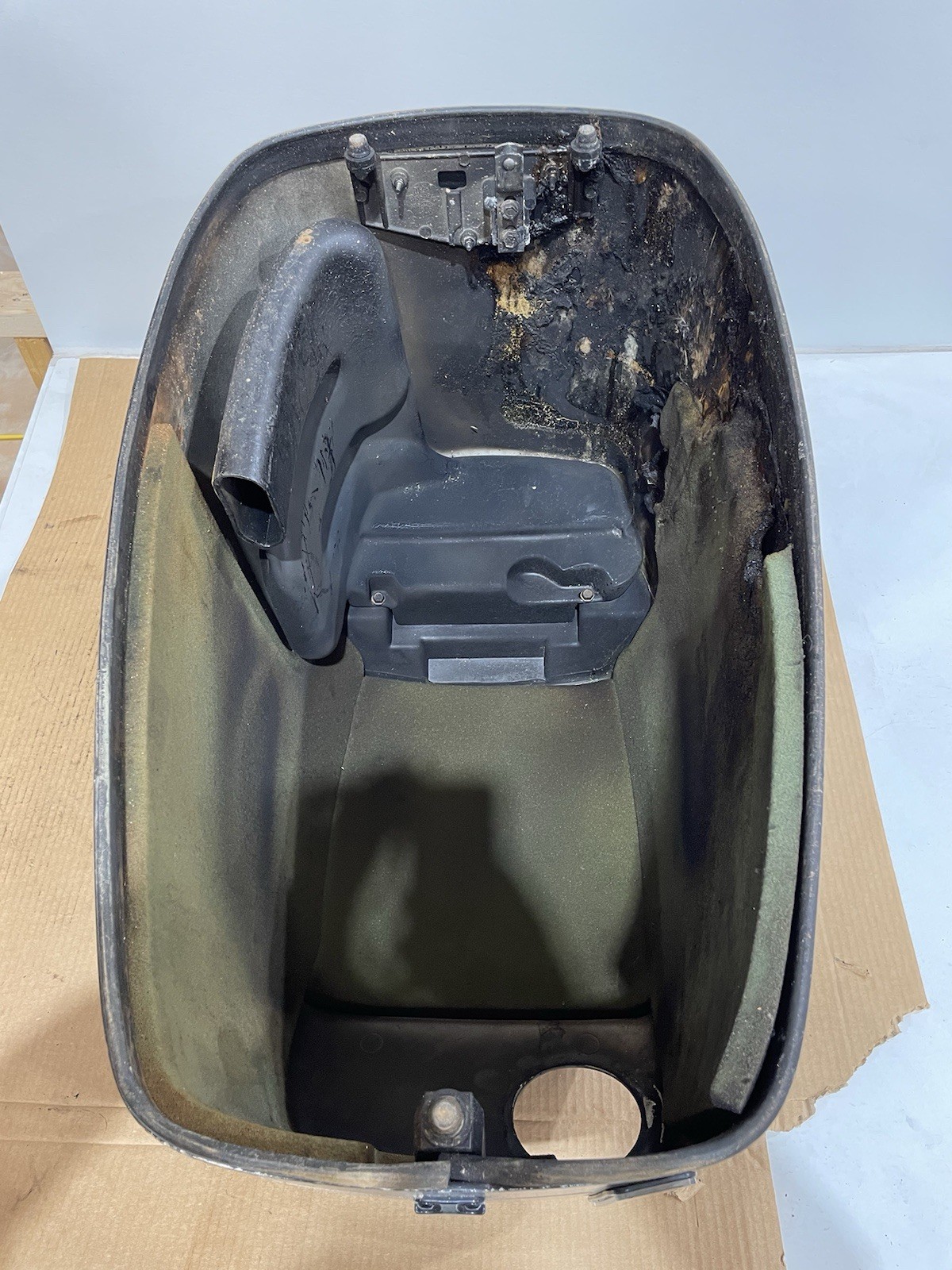 Mercury Mariner 59 CI 40 50 HP Top Cowling Cowl Hood Cover 825239T13