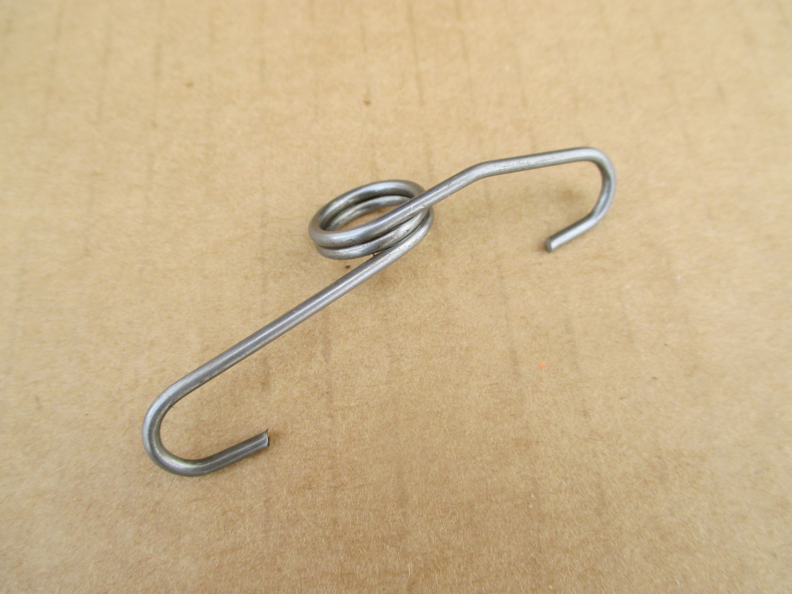 CLUTCH DISC DRIVING SPRING FOR IH INTERNATIONAL CUB CADET 100 1000 102 104 106