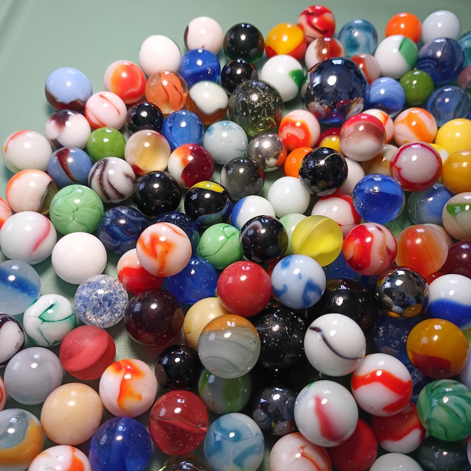 Marble Lot Of 2 Lbs 14 Oz