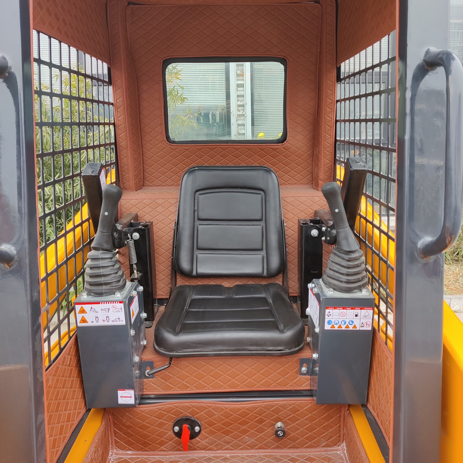 Brand New TYPHON STOMP Mini Skid Steer 35 HP SkidSteer Loader Gas EPA Engine USA