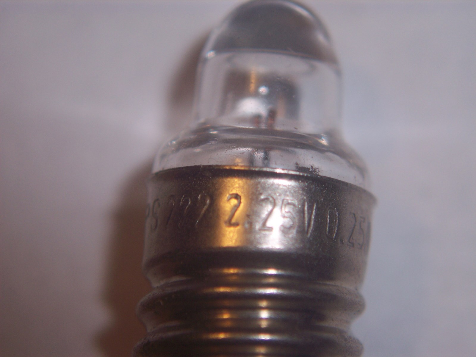 2PK Screw Lens Bulb 2.25V .25A E10 Base Replacement for #222 GE-222 2R6/2R10