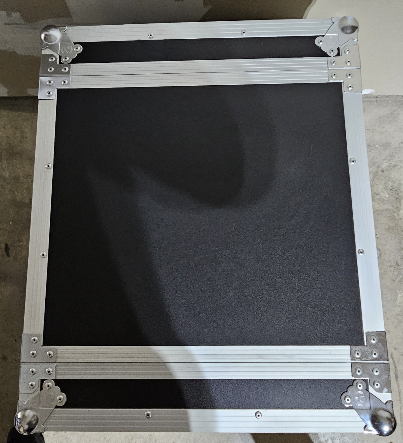 Road Runner 12RRU-AD Hard Case 12U Case Depth