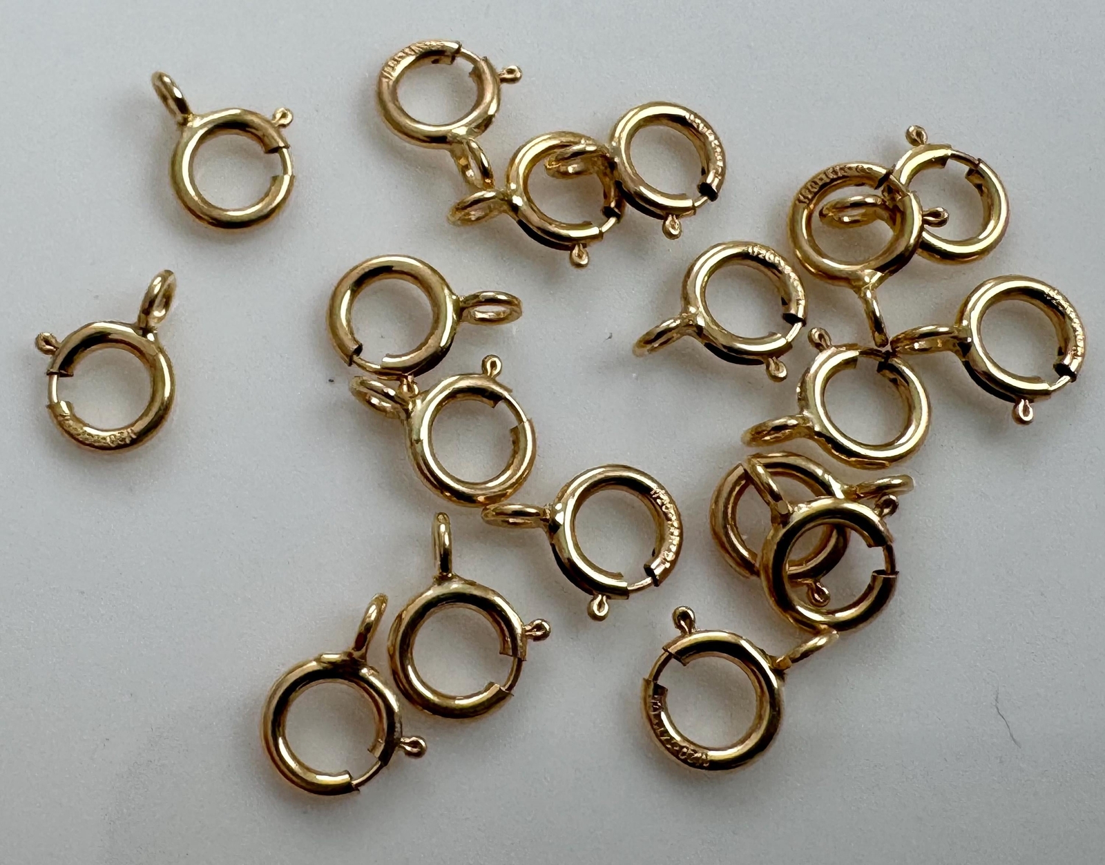 20 pcs- 5mm Spring Ring with Closed Ring Yellow Gold Filled 14K (P2663)